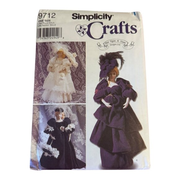 Simplicity Crafts Sewing Pattern 9712 for 17" Decorative Lady Dolls - Picture 1 of 2